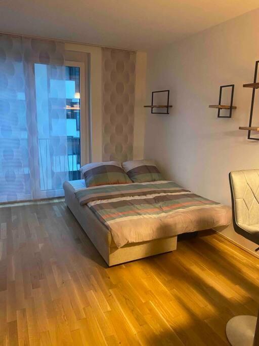 Moderne Wohnung In Der Toplage Inkl. Garage Відень Екстер'єр фото