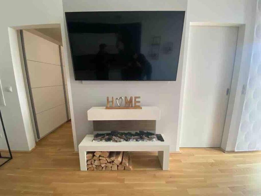 Moderne Wohnung In Der Toplage Inkl. Garage Відень Екстер'єр фото