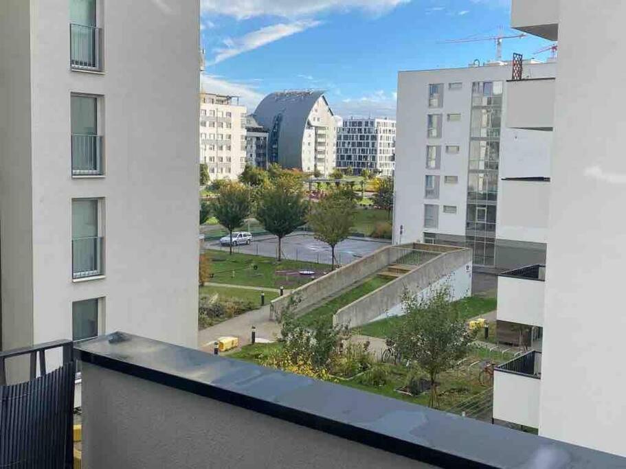 Moderne Wohnung In Der Toplage Inkl. Garage Відень Екстер'єр фото